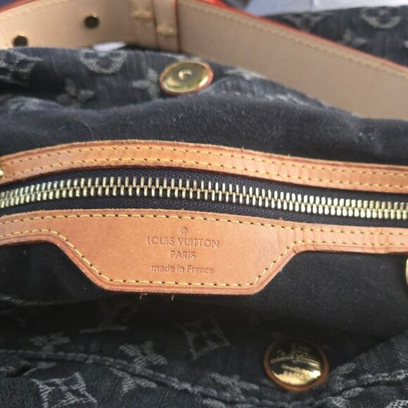 //PENDING//  //PENDING//   LOUIS VUITTON Daily PM Monogram Noir Denim Hobo - Picture 15 of 16